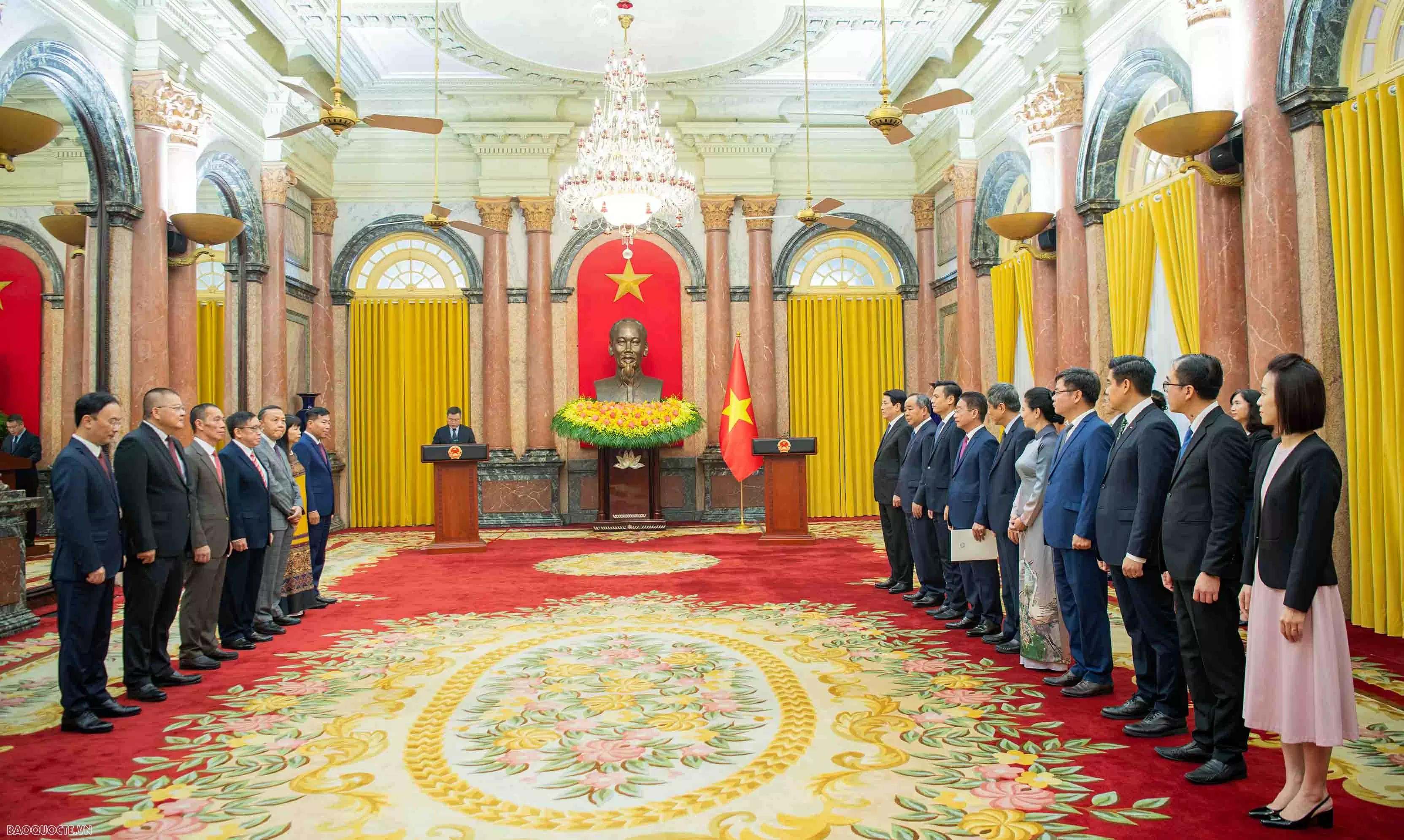 President Luong Cuong presents title of Ambassador to diplomats President Luong Cuong presents title of Ambassador to diplomats