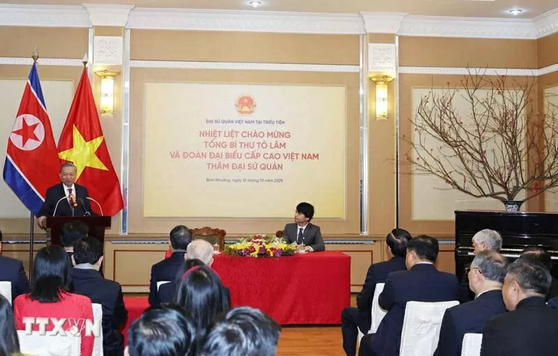 General Secretary To Lam visits Vietnamese Embassy in DPRK