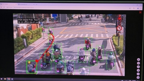 HCM City boosts smart traffic management with AI surveillance cameras