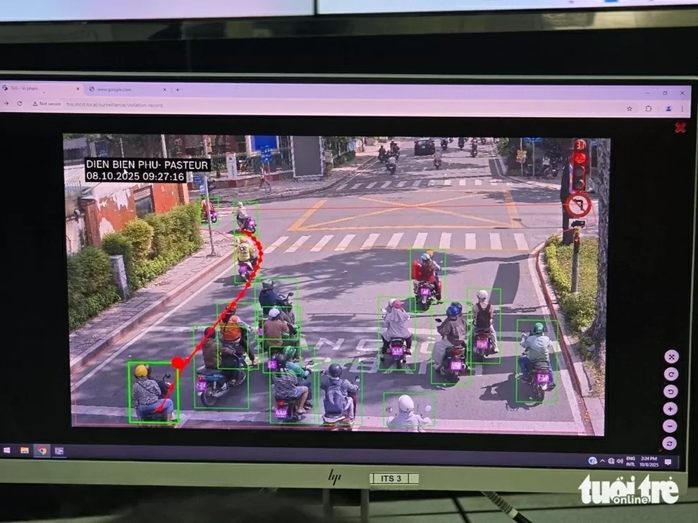 HCM City boosts smart traffic management with AI surveillance cameras
