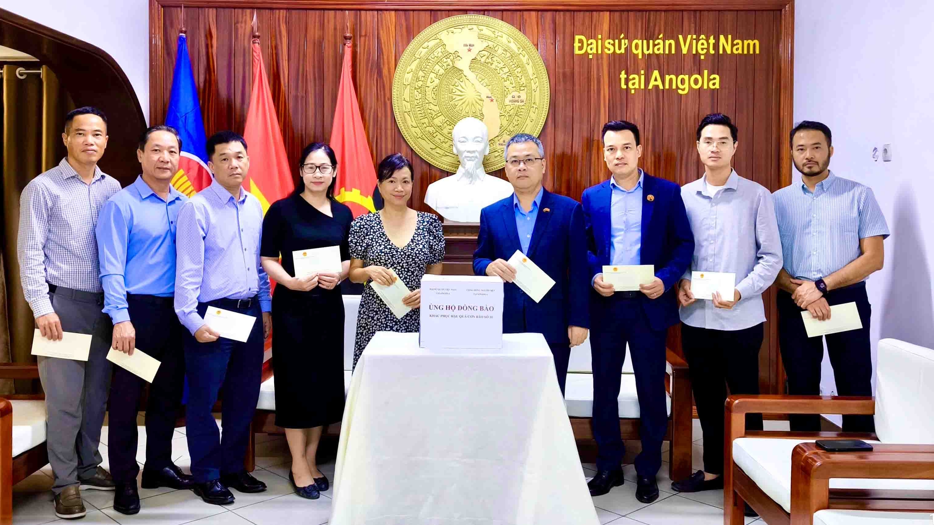 Vietnamese Embassy in Angola raises funds to support flood recovery efforts
