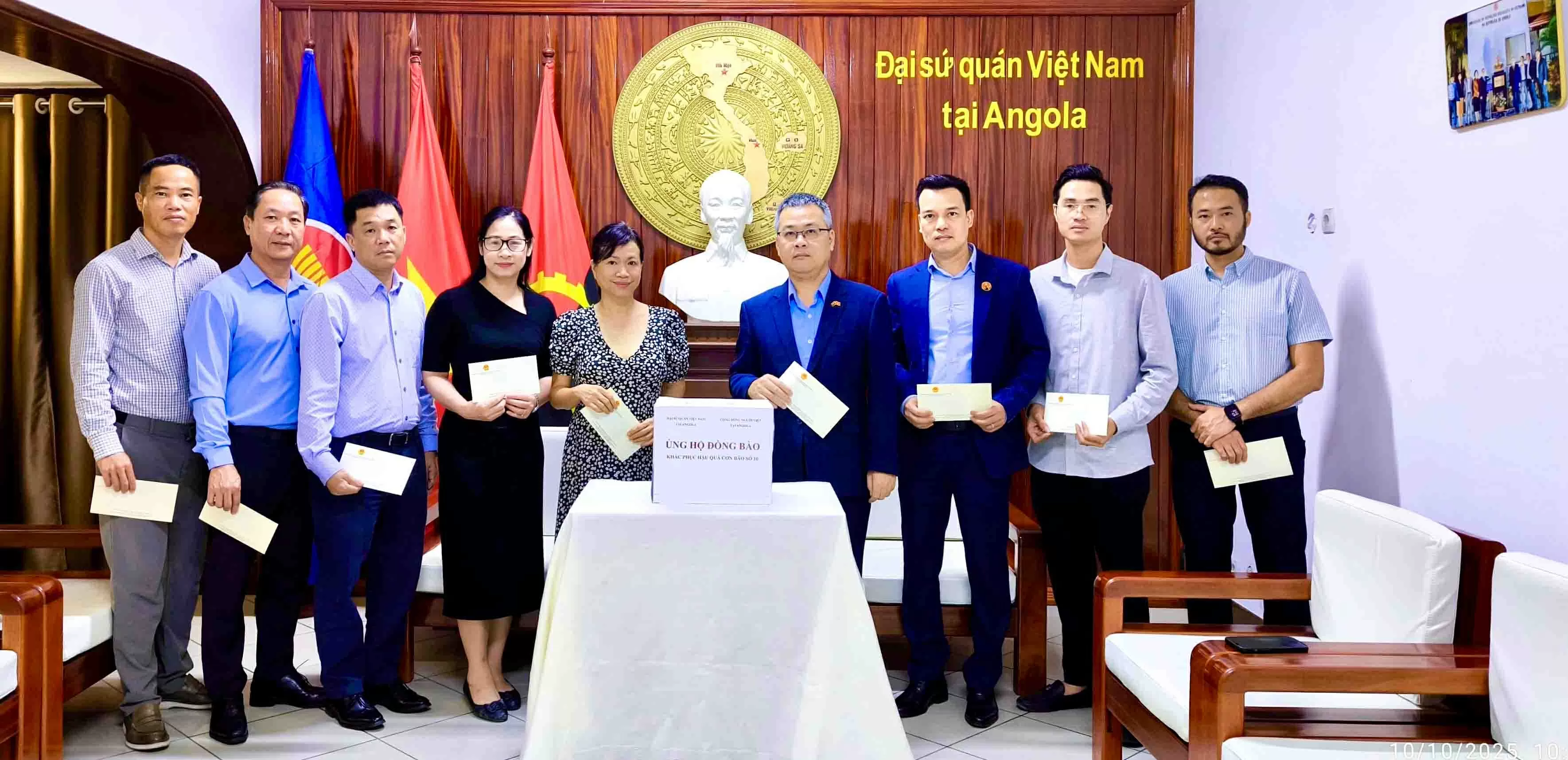 Vietnamese Embassy in Angola raises funds to support flood recovery efforts
