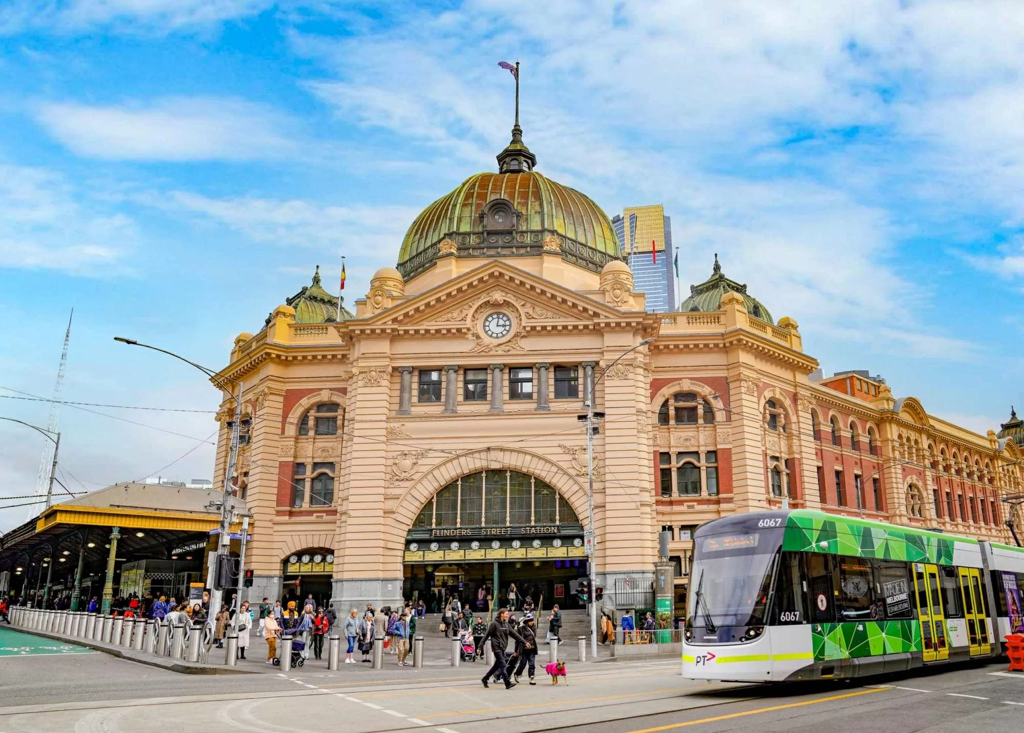Welcoming the Year-End Festive Season, Vietjet increases flights to Melbourne, Sydney