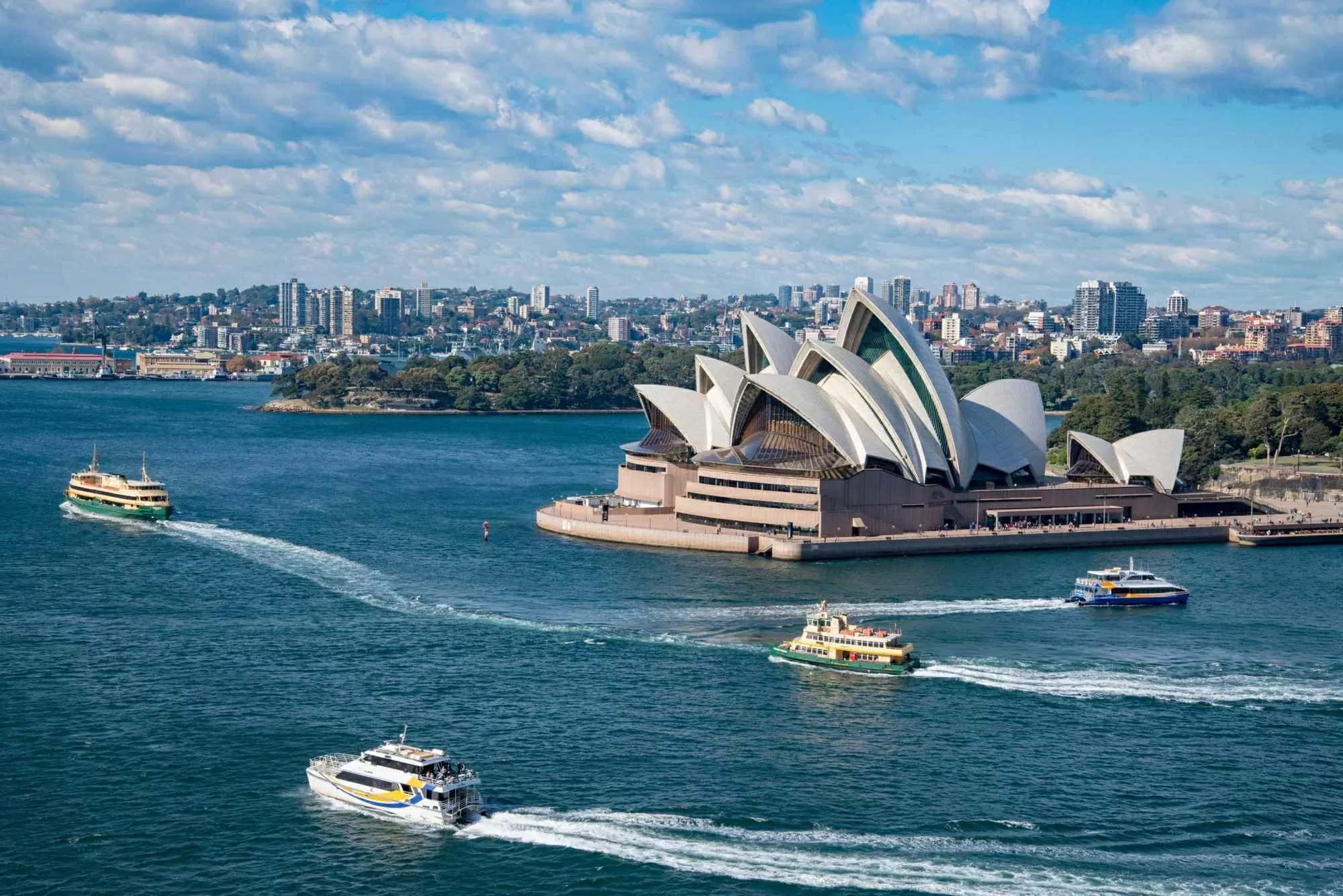 Welcoming the Year-End Festive Season, Vietjet increases flights to Melbourne, Sydney
