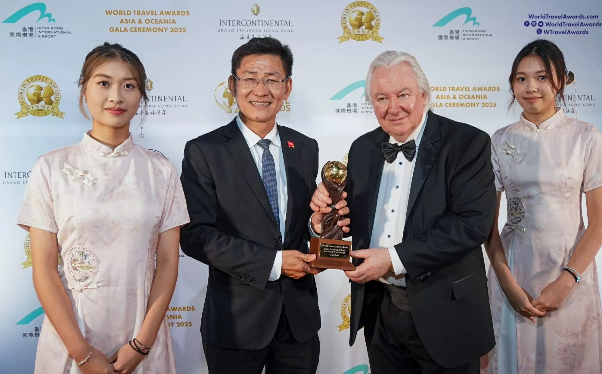 Vietjet shines again as Asia’s Leading Airline for customer experience at World Travel Awards 2025 Vietjet shines again as Asia’s Leading Airline for customer experience at World Travel Awards 2025