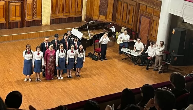 Vietnamese and German Choirs unite in harmony to strengthen friendship and build bridges through music Vietnamese and German Choirs unite in harmony to strengthen friendship and build bridges through music