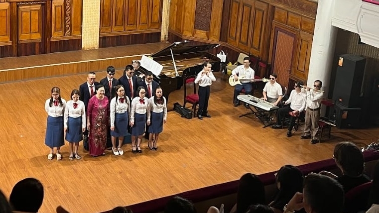 Vietnamese and German Choirs unite in harmony to strengthen friendship and build bridges through music