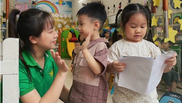 The radiant beauty of Vietnamese women shines through every moment of labour