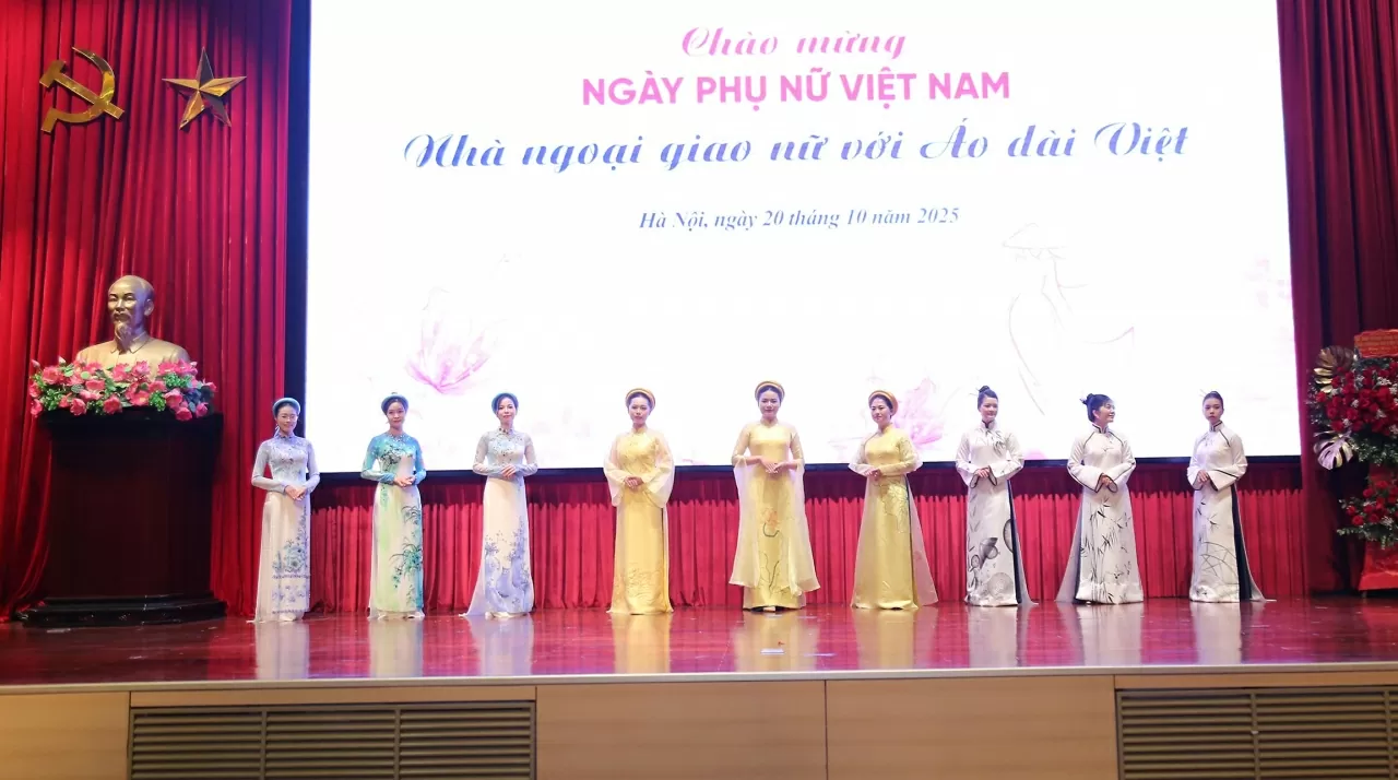 Female diplomats in Vietnamese Ao Dai – Honouring the beauty and cultural identity of Vietnam