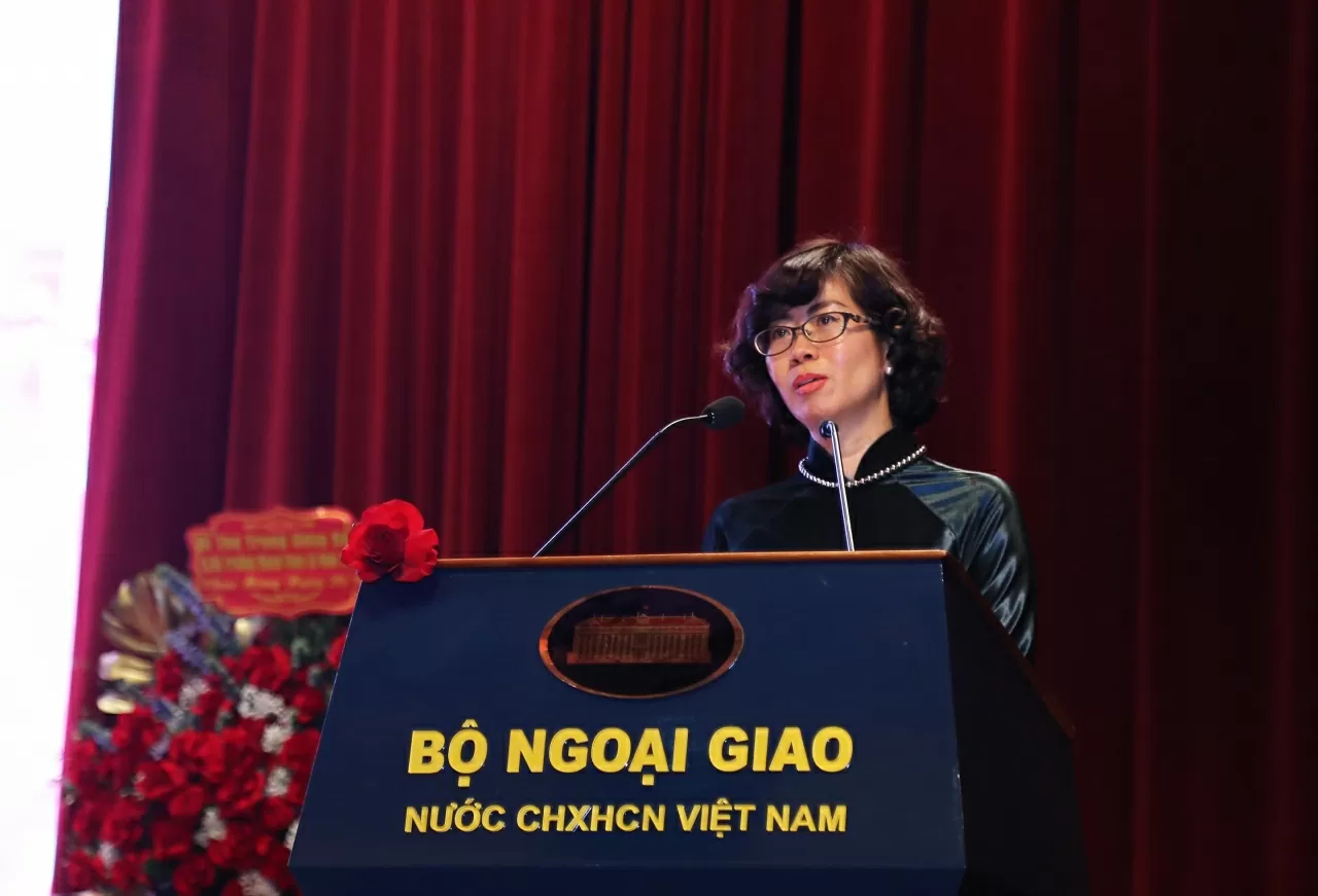 Female diplomats in Vietnamese Ao Dai – Honouring the beauty and cultural identity of Vietnam