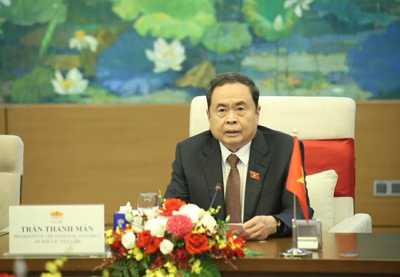 NA Chairman Tran Thanh Man welcomes Hungarian National Assembly Speaker Kover Laszlo in Hanoi