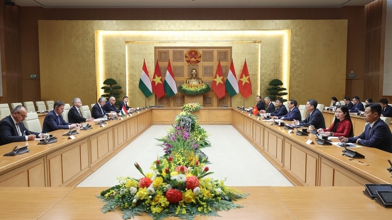 Prime Minister Pham Minh Chinh: Aiming to double Vietnam-Hungary trade turnover soon