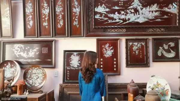 Inlaid dreams - Where tradition glows in modern light