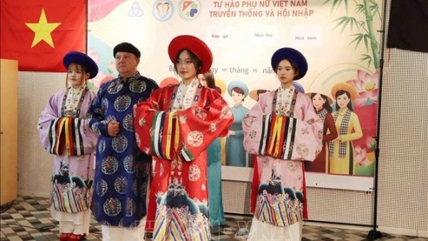 ‘Autumn of Peace’ for the Vietnamese community in Belgium