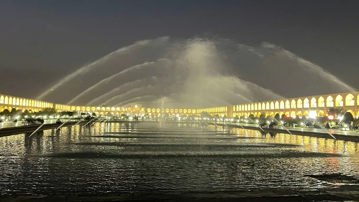 Delegation of Vietnamese Embassy in Iran pays a working visit to Esfahan Province