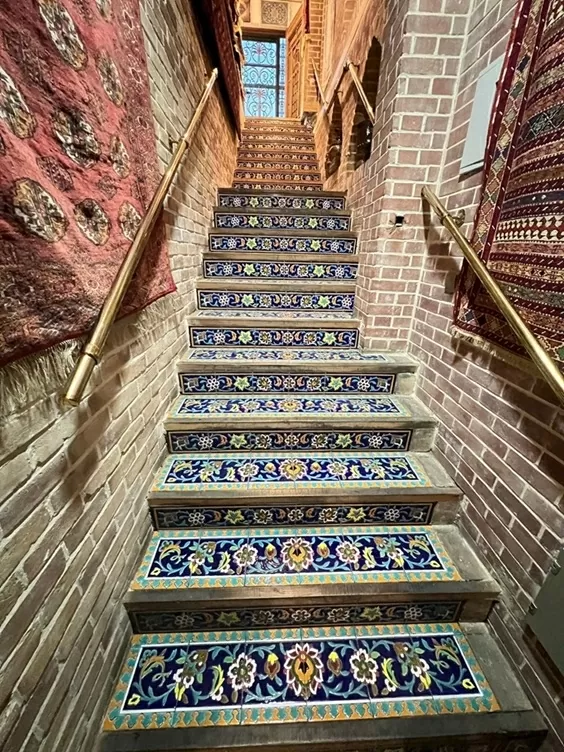 Delegation of Vietnamese Embassy in Iran pays a working visit to Esfahan Province