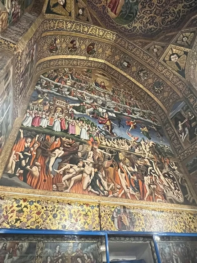 Delegation of Vietnamese Embassy in Iran pays a working visit to Esfahan Province