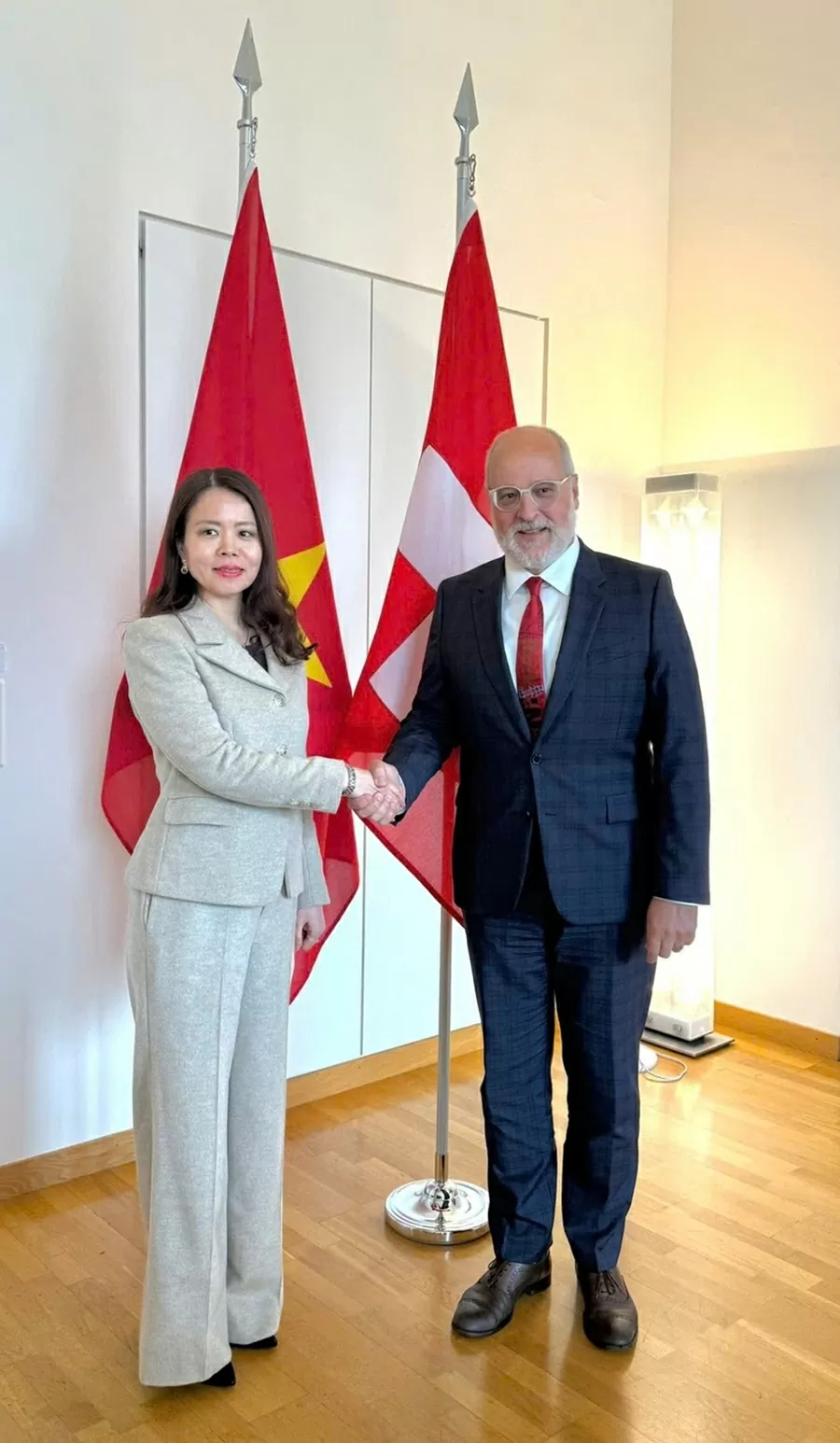 Deputy FM Nguyen Minh Hang attends UNCTAD 16 in Geneva, promoting sustainable economic transformation