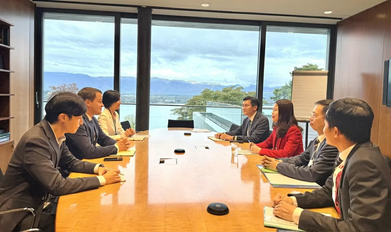 Deputy FM Nguyen Minh Hang attends UNCTAD 16 in Geneva, promoting sustainable economic transformation