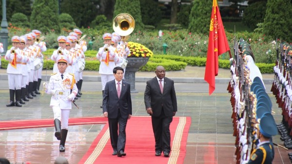 Welcome ceremony held for South African President Matamela Cyril Ramaphosa in Hanoi