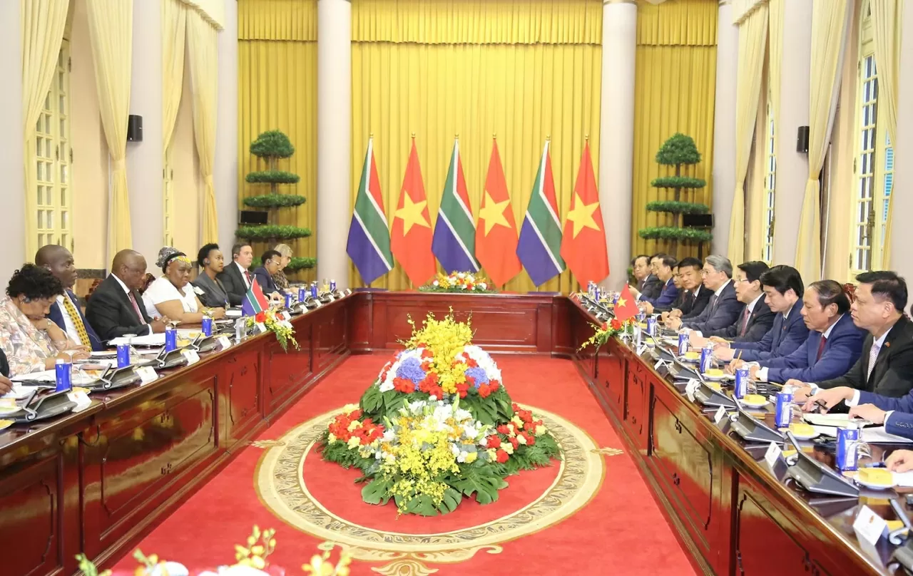 Welcome ceremony held for South African President Matamela Cyril Ramaphosa in Hanoi