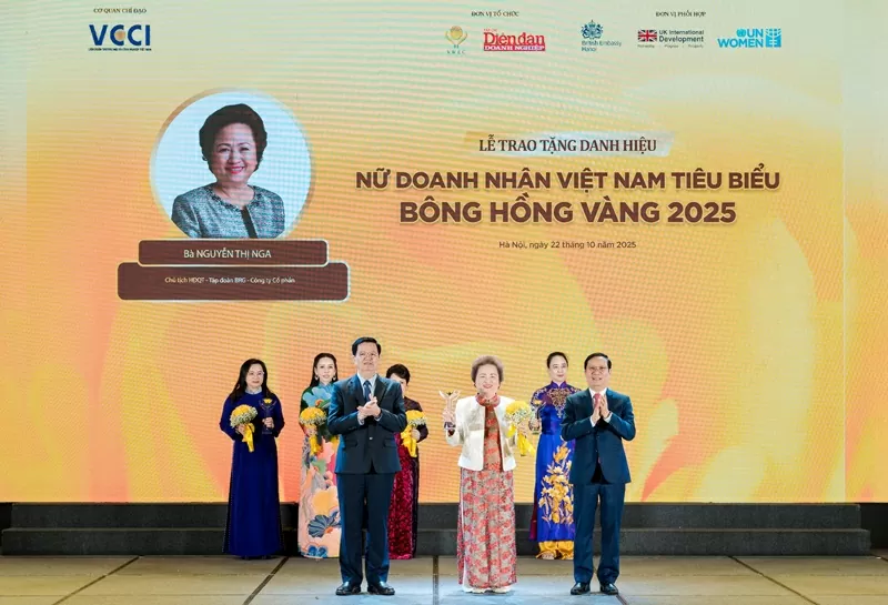 BRG Group Chairwoman honoured for the 6th time in the TOP 10 'Outstanding Vietnamese Businesswomen - Golden Rose 2025'