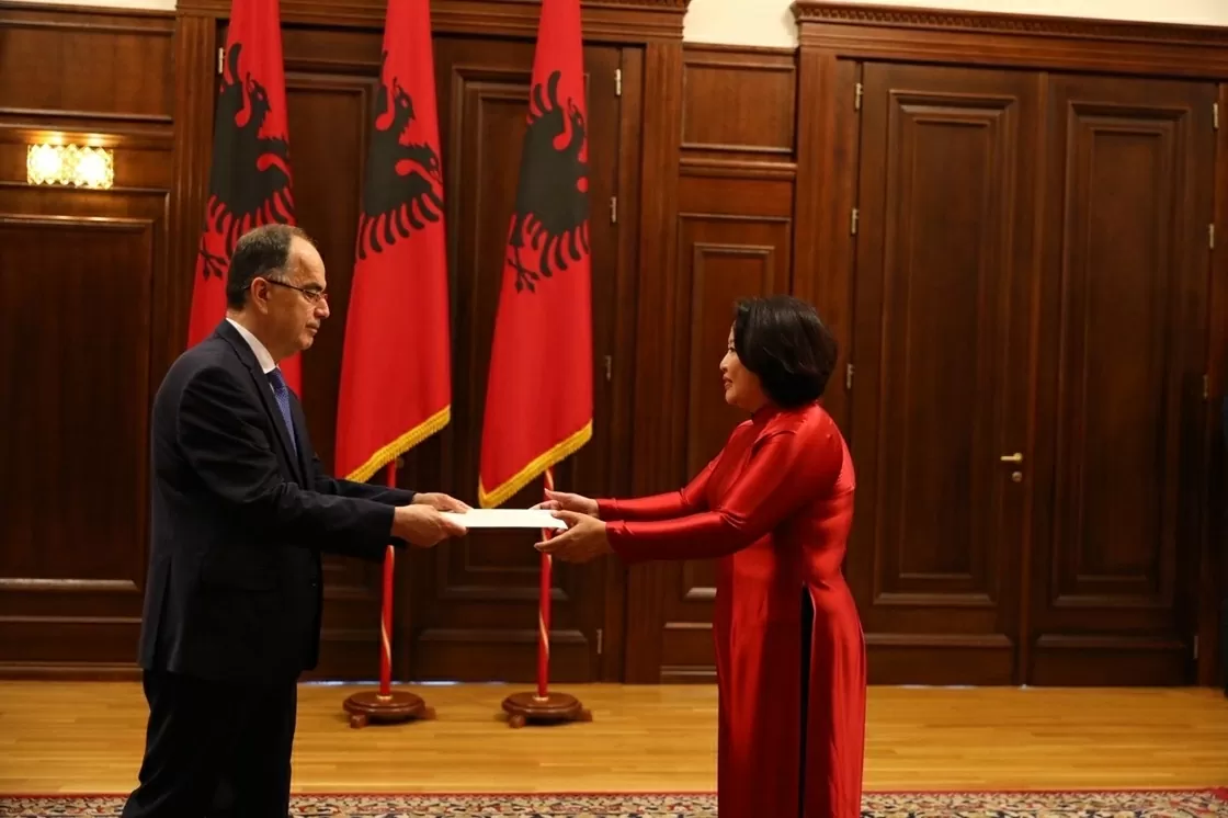Vietnamese Ambassador presents Credentials to Albanian President
