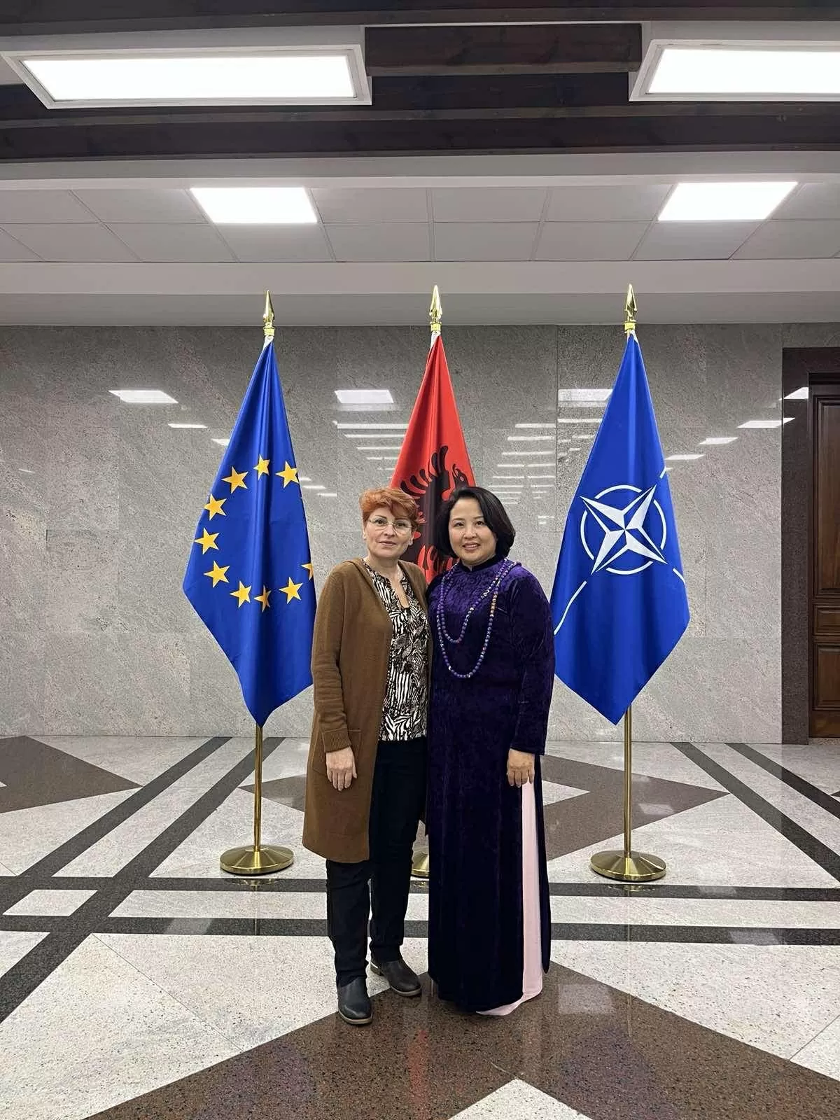 Vietnamese Ambassador presents Credentials to Albanian President