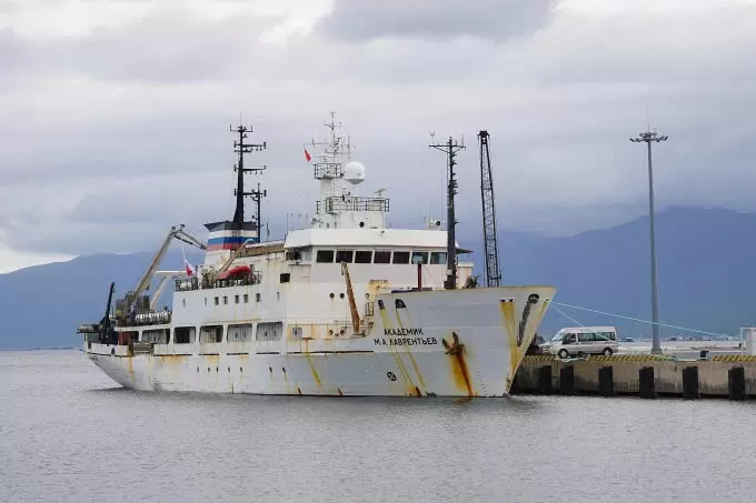 Vietnam and Russia launch second joint marine research survey in the East Sea