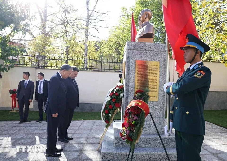 General Secretary To Lam attends the inauguration of President Ho Chi Minh's Statue in Bulgaria