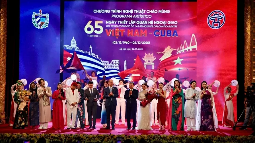 Highlights of the artistic program celebrating 65 years of Vietnam-Cuba diplomatic relations in Hanoi Highlights of the artistic program celebrating 65 years of Vietnam-Cuba diplomatic relations in Hanoi