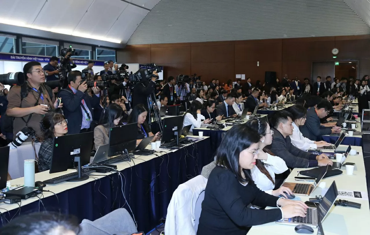 Prime Minister Pham Minh Chinh, UN Secretary-General meet the press on Hanoi Convention Signing Ceremony Prime Minister Pham Minh Chinh, UN Secretary-General meet the press on Hanoi Convention Signing Ceremony