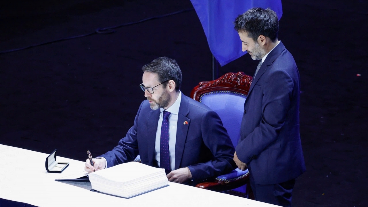 British Ambassador: Vietnam plays a crucial role in global efforts against cybercrime