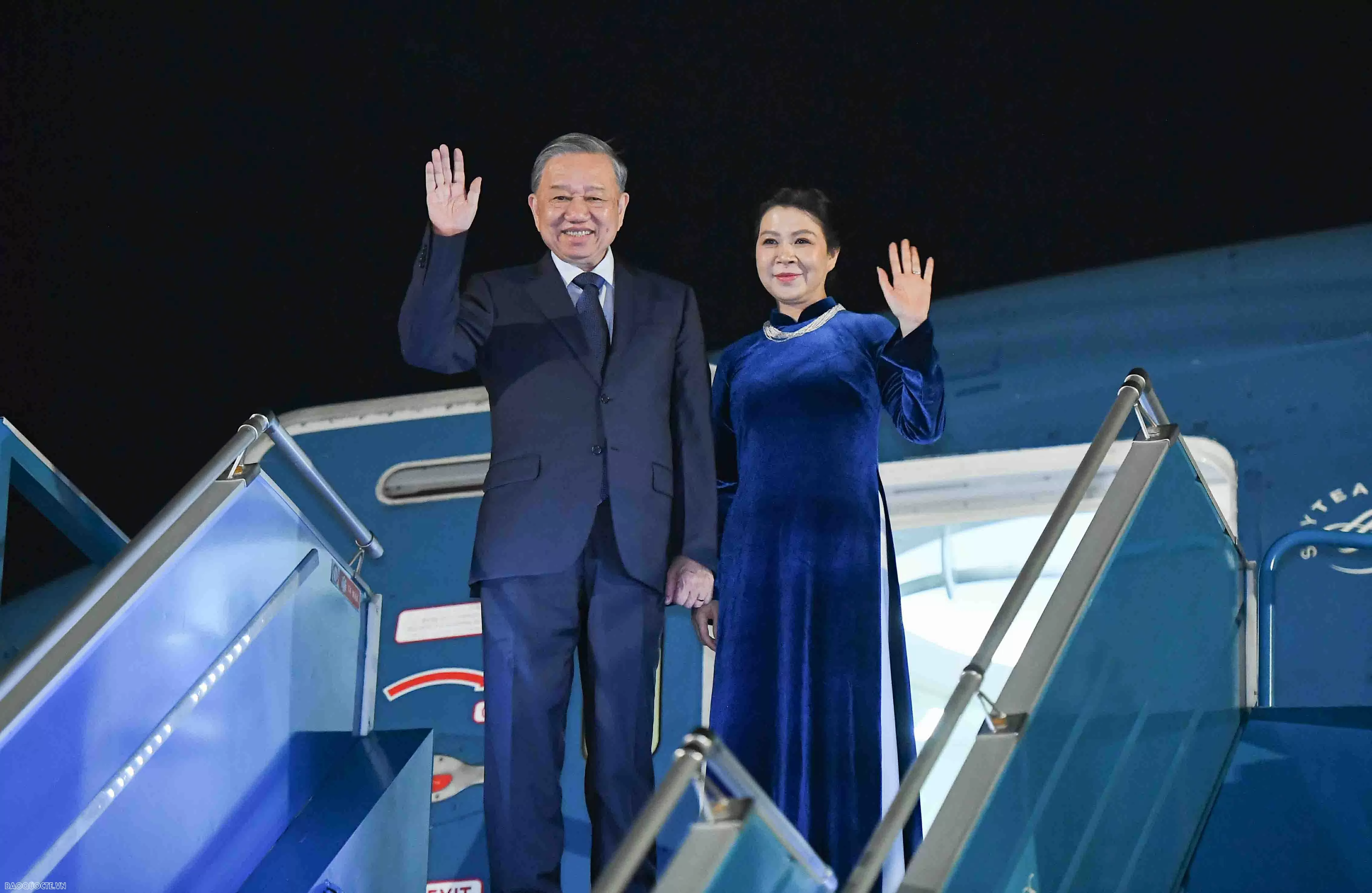 General Secretary To Lam and spouse leave Hanoi for official visit to the UK