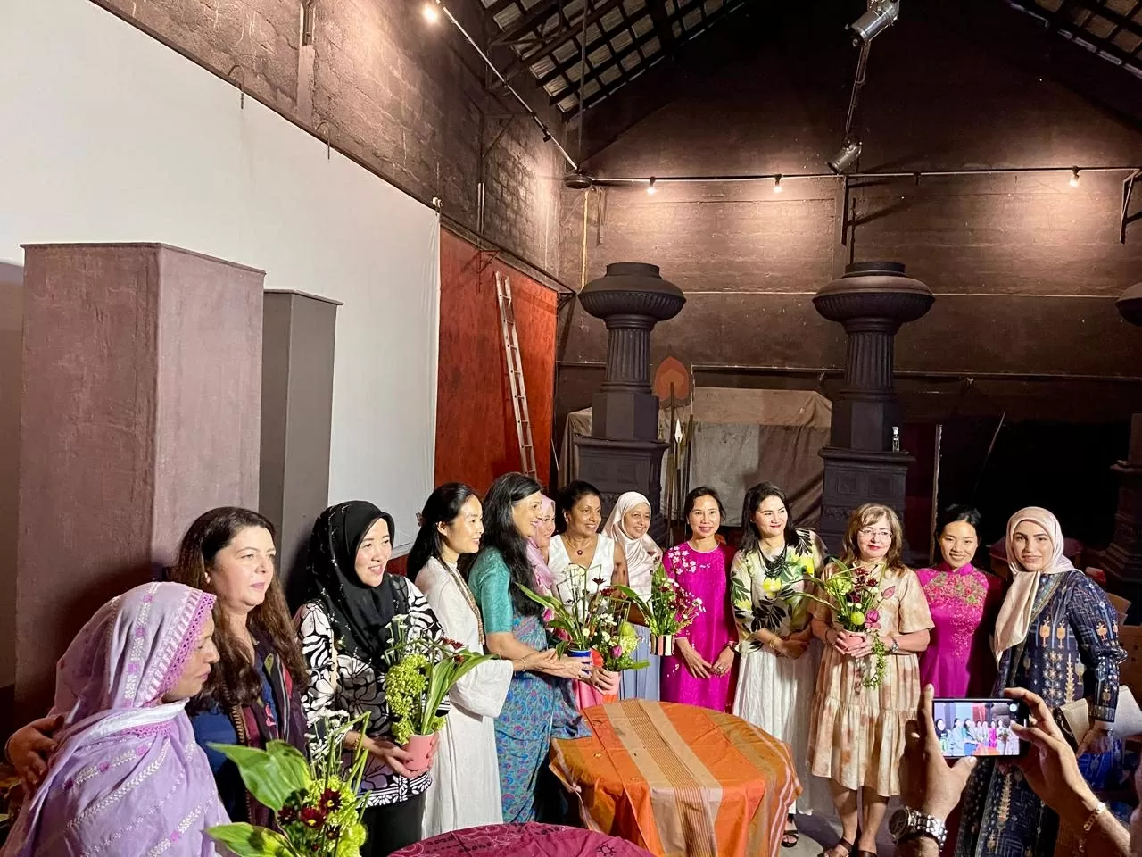 Vietnam-Sri Lanka tea cultural exchange: Spreading subtle and friendly values Vietnam-Sri Lanka tea cultural exchange: Spreading subtle and friendly values