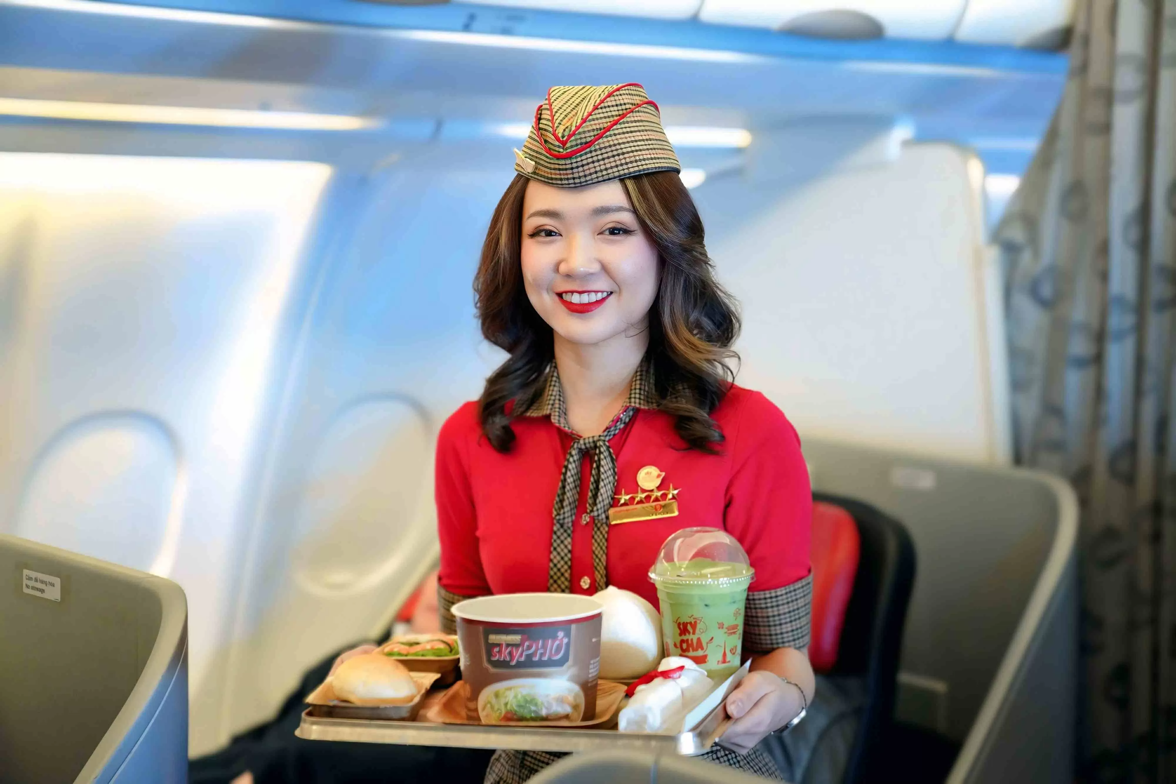 Fly across Vietnam with Vietjet's 3 golden days of Zero fare