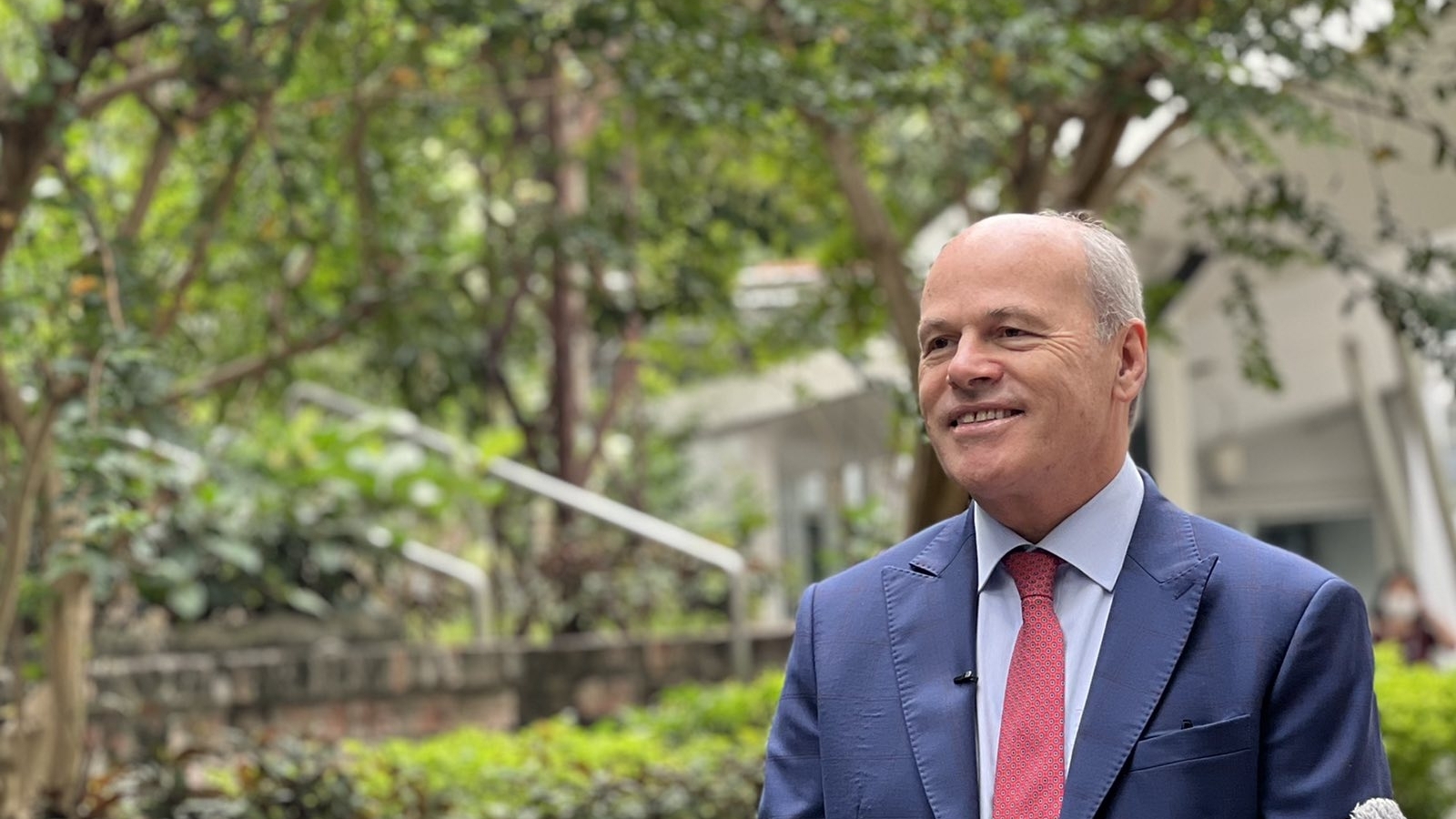 Canadian Ambassador's 3 messages for cyber safety of Vietnamese youth