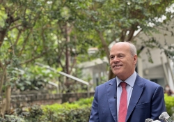 Canadian Ambassador's 3 messages for cyber safety of Vietnamese youth