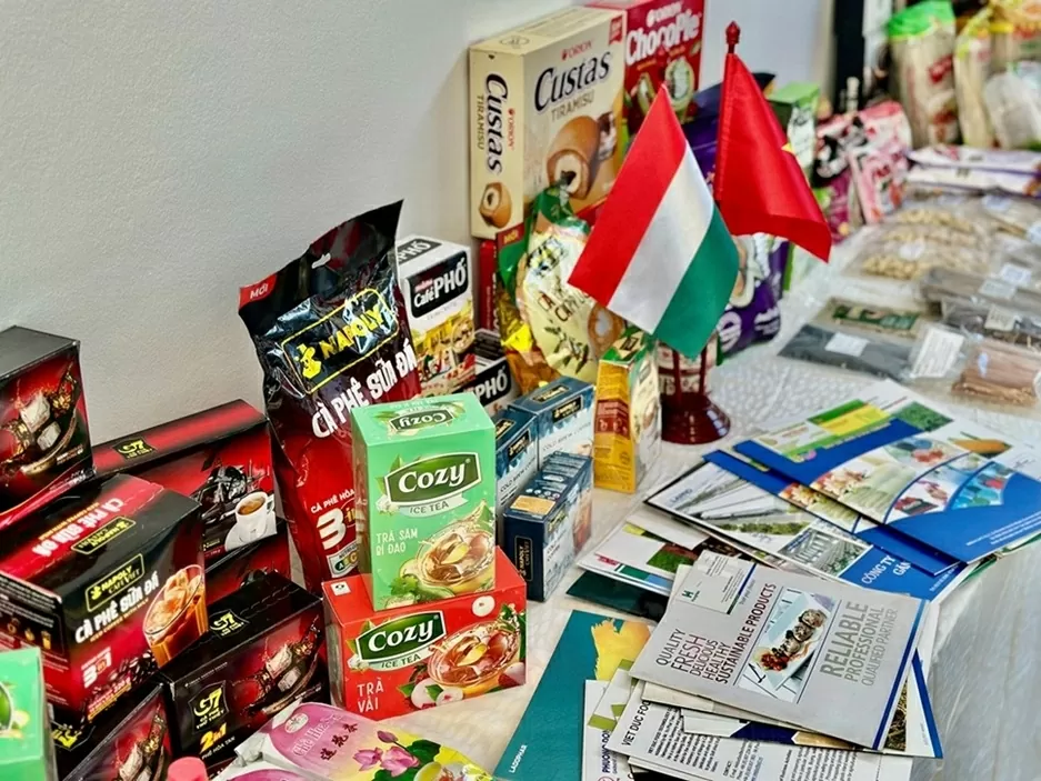 Vietnam-Hungary Trade Promotion Seminar in Szeged: Strongly boosting bilateral business cooperation Vietnam-Hungary Trade Promotion Seminar in Szeged: Strongly boosting bilateral business cooperation