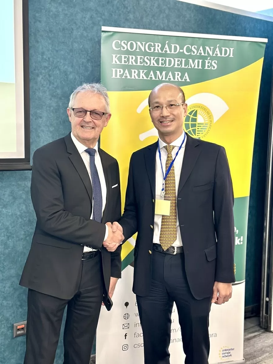 Vietnam-Hungary Trade Promotion Seminar in Szeged: Strongly boosting bilateral business cooperation Vietnam-Hungary Trade Promotion Seminar in Szeged: Strongly boosting bilateral business cooperation