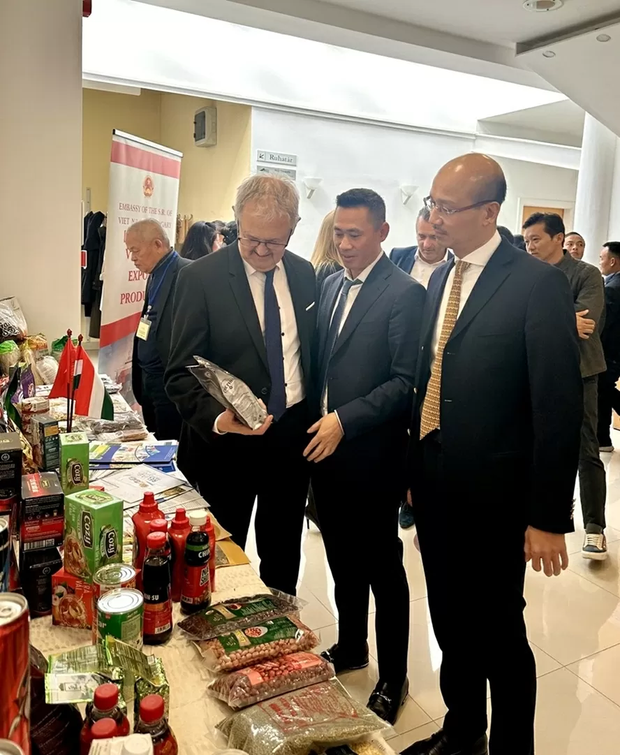 Vietnam-Hungary Trade Promotion Seminar in Szeged: Strongly boosting bilateral business cooperation Vietnam-Hungary Trade Promotion Seminar in Szeged: Strongly boosting bilateral business cooperation