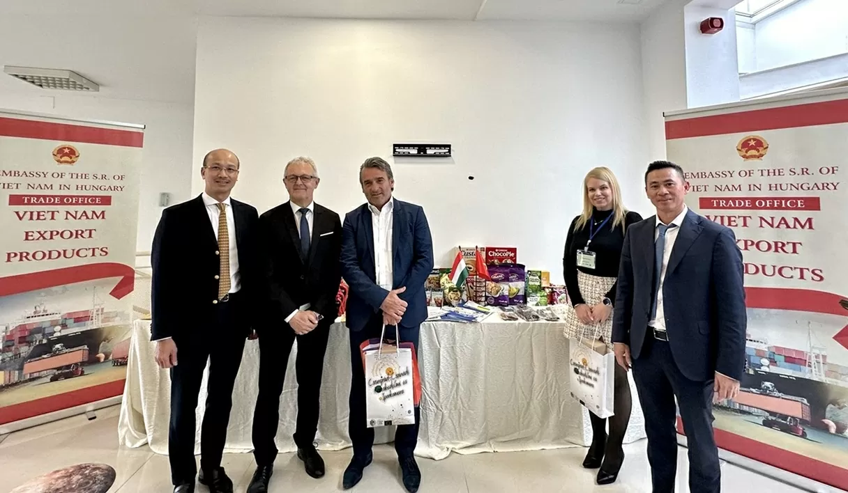 Vietnam-Hungary Trade Promotion Seminar in Szeged: Strongly boosting bilateral business cooperation Vietnam-Hungary Trade Promotion Seminar in Szeged: Strongly boosting bilateral business cooperation
