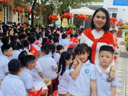 Vietnam to make English the second language in schools