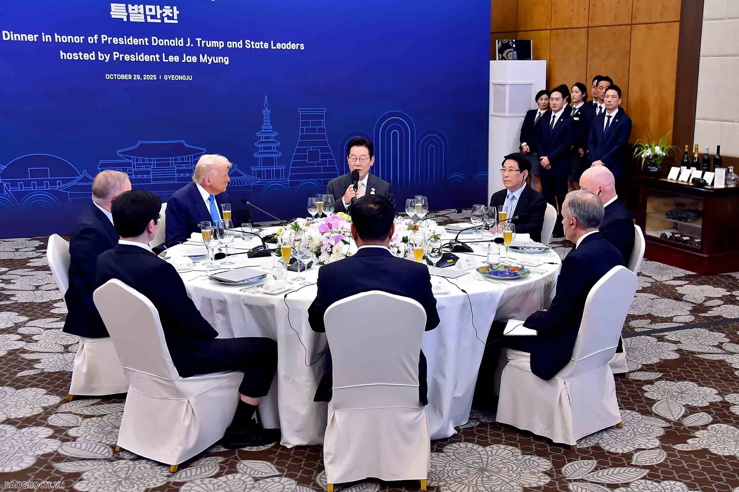 APEC 2025: President Luong Cuong attends banquet hosted by Korean leader