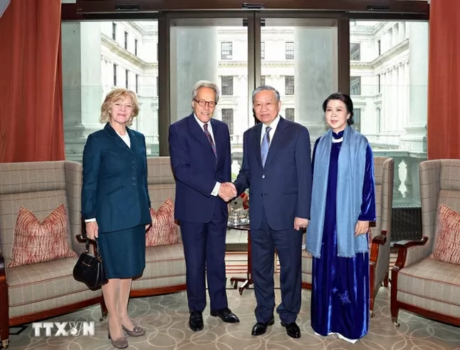 Foreign Minister Le Hoai Trung highlights five key achievements and four important directions for Vietnam-UK relations Foreign Minister Le Hoai Trung highlights five key achievements and four important directions for Vietnam-UK relations