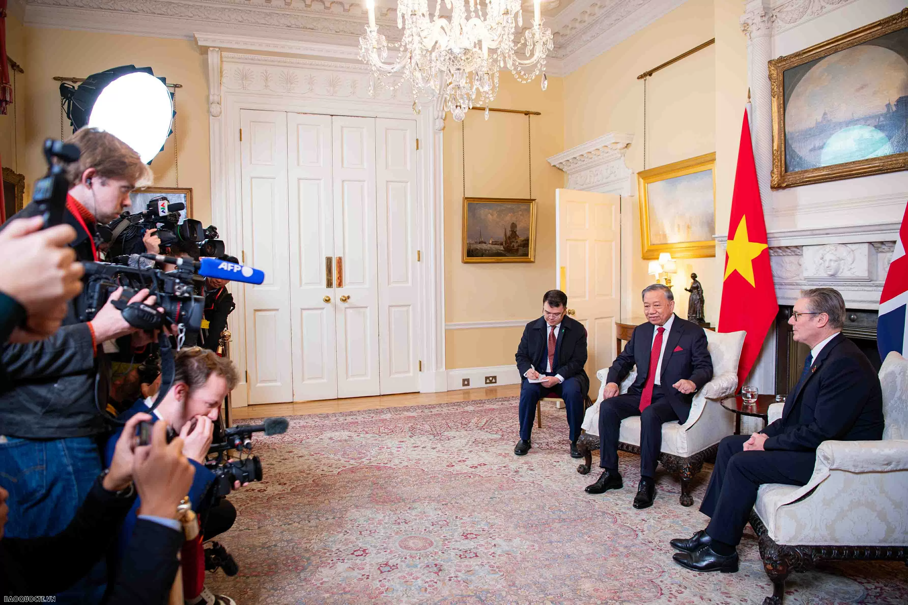 UK Prime Minister Keir Starmer welcomes and holds talks with General Secretary To Lam UK Prime Minister Keir Starmer welcomes and holds talks with General Secretary To Lam