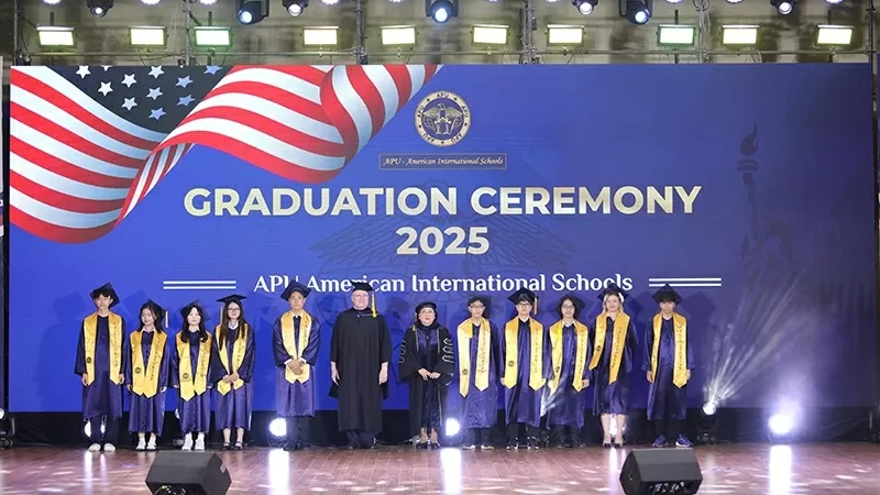 Three decades of Vietnam-U.S. bonding: A journey of knowledge from an unwavering dream