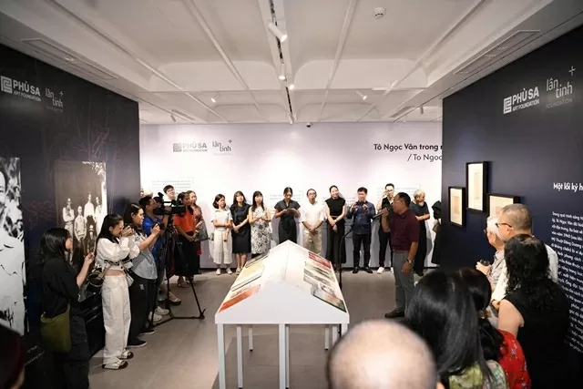 Exhibition Figuring a Shape: Painter To Ngoc Van and the dialogue with the contemporary Exhibition Figuring a Shape: Painter To Ngoc Van and the dialogue with the contemporary