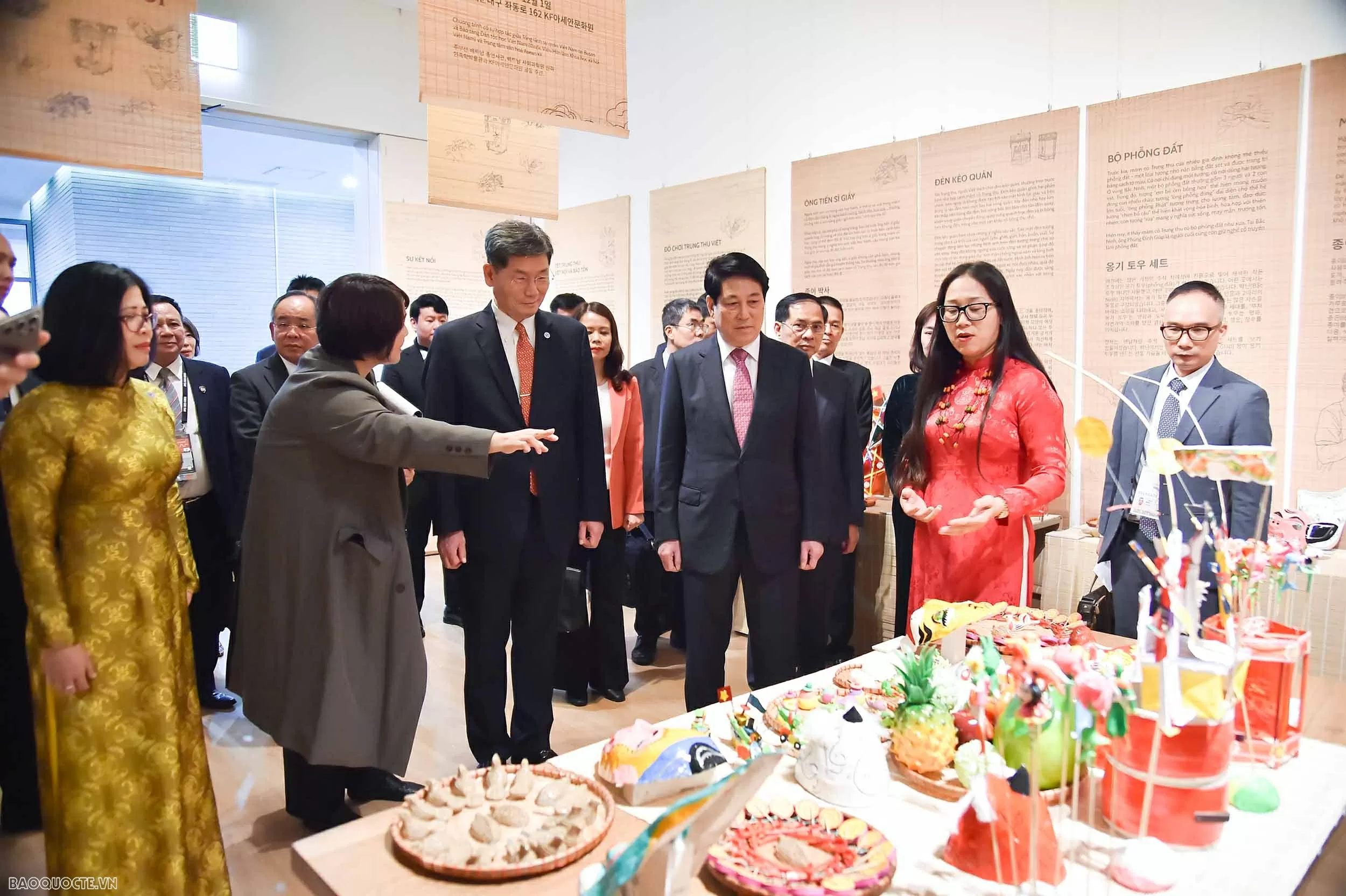 President Luong Cuong meets with Chairman of Korea Foundation for International Exchange, Witnesses Cultural Cooperation Document Exchange