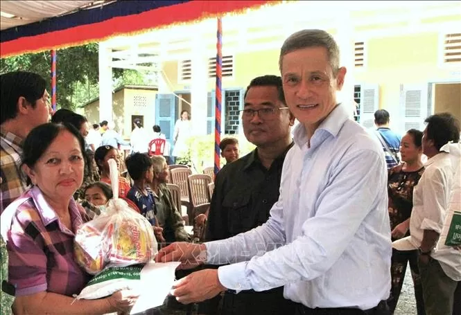 Charitable medical examination and treatment for underprivileged people in Cambodia